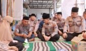 Kapolres Probolinggo Kota Takziah ke Rumah Korban Karhutla Bromo, Beri Dukungan Moril dan Tali Asih